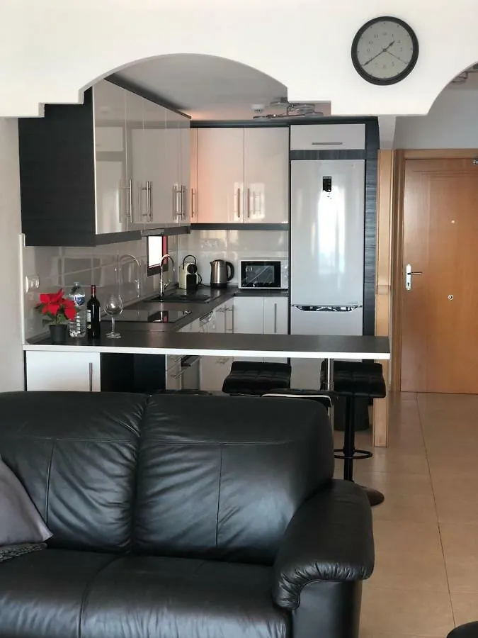 Su Eminencia - Sea View Apartment With Modern Comforts Playa Del Cura